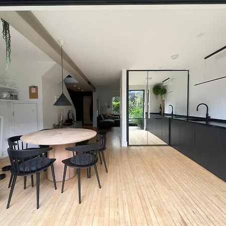 Sunlit Designer Haven In Trendy Neighbourhood Apartamento *